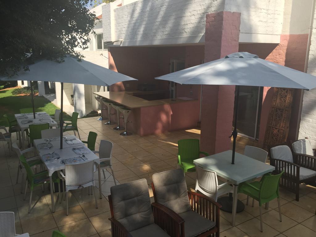 Glenalmond Hotel Sandton Bagian luar foto