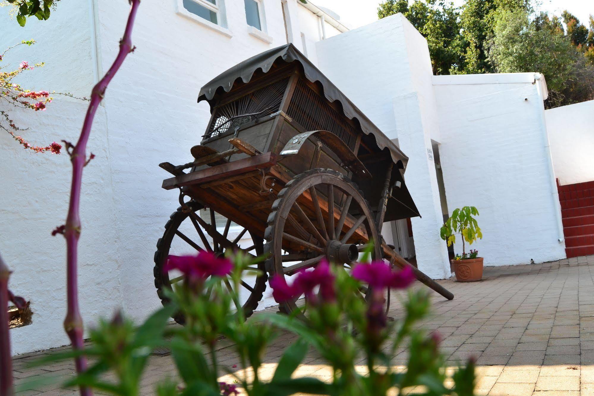 Glenalmond Hotel Sandton Bagian luar foto